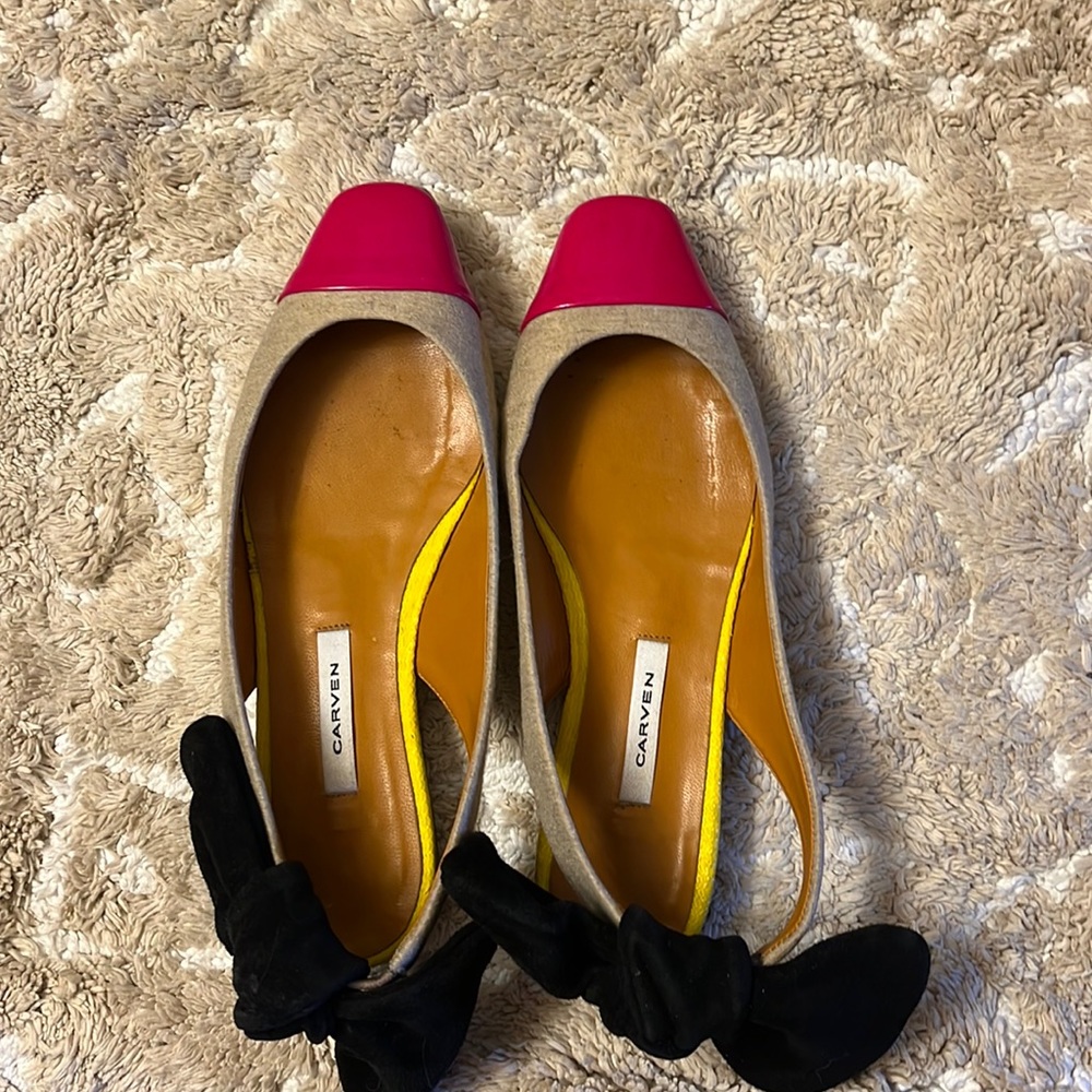 Carven shoes. Size 36. Silk, leather and suede composition